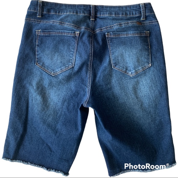 ✨1822 DENIM STYLE SHORTS SIZE 12 - Picture 2 of 4